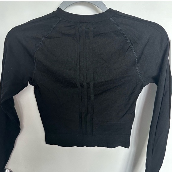 Adidas Aeroknit Long Sleeve Black Crop Top - Picture 3 of 3